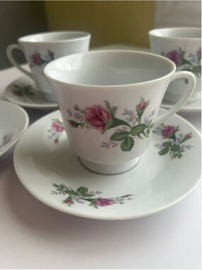 Floral Tea Cup and Saucer Set of 4, White and Pink, Tea Party